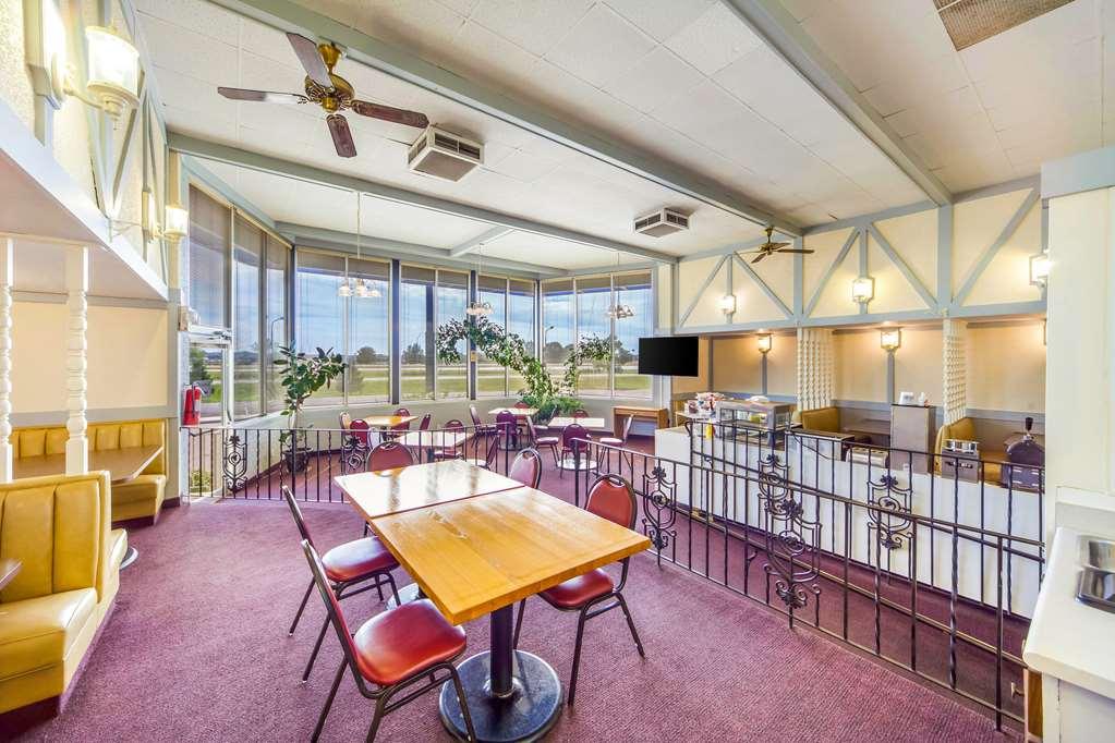 Hospitality Inn نورث بلات المطعم الصورة