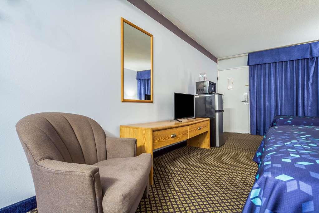 Hospitality Inn نورث بلات الغرفة الصورة